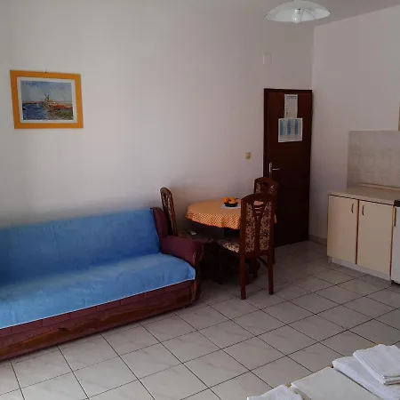 Ljulj Apartman