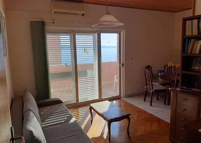 Apartament Ljulj *