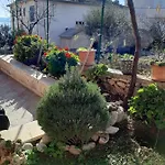 Ljulj Апартаменты *