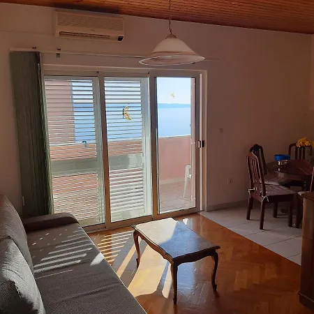 Apartment Ljulj *