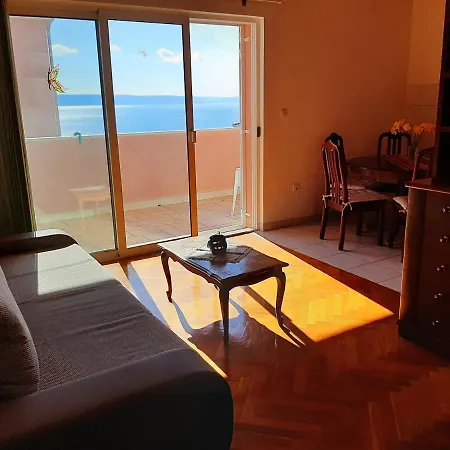 Ljulj Apartment