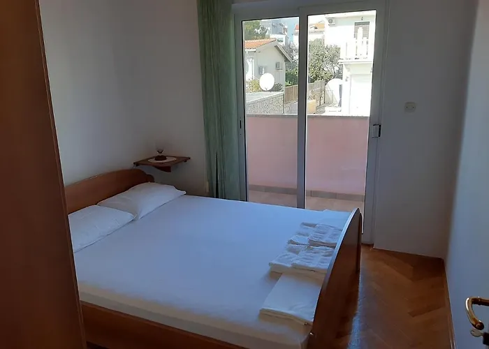 Ljulj Apartman